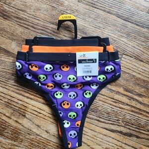Way To Celebrate Halloween Thong Panties Size Large NWT